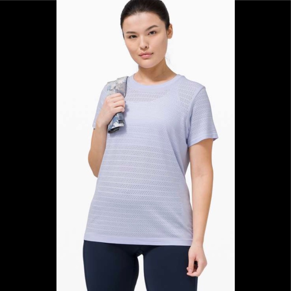 Lululemon Swiftly Breathe Short Sleeve